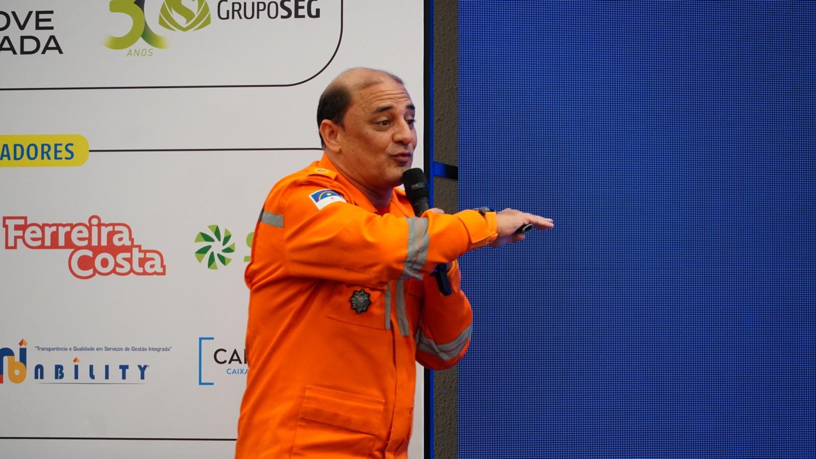 Palestra de Cel. George Farias Meira de Oliveira na FESÍNDICO