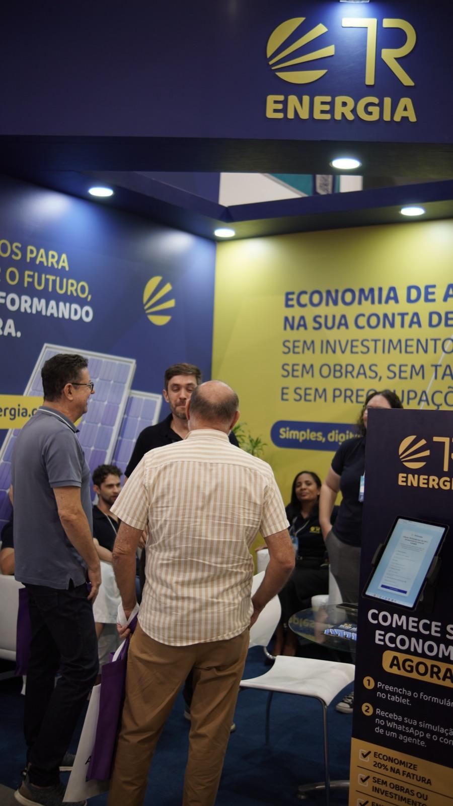 Estande TR ENERGIA SOLAR na FESÍNDICO